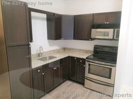 featured image of 4 Webster Ave #2