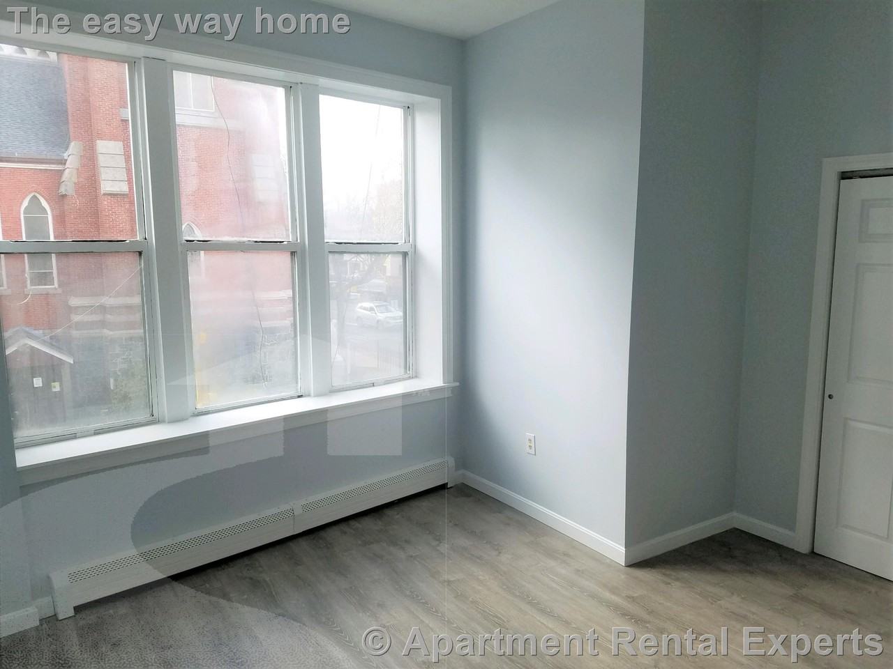 4 Webster Ave #2 - Photo 4 of 7