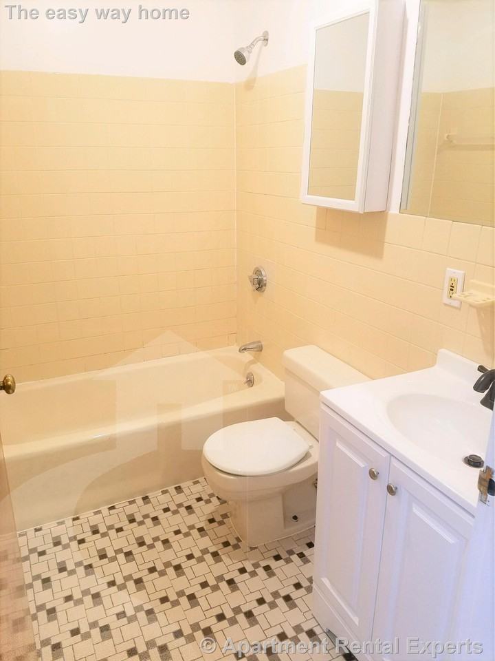 4 Webster Ave #2 - Photo 6 of 7