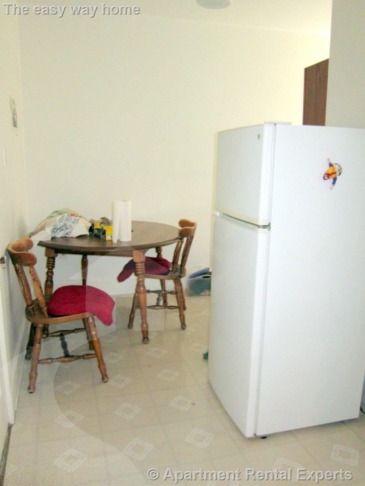 155 Summer St #5R - Photo 4 of 7