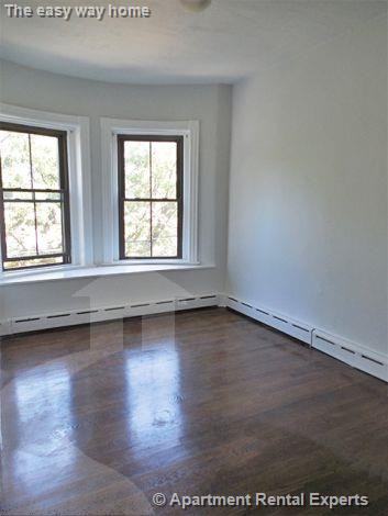 106 Willow St #3 - Photo 2 of 6