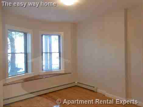 100 Willow St #1 - Photo 5 of 9
