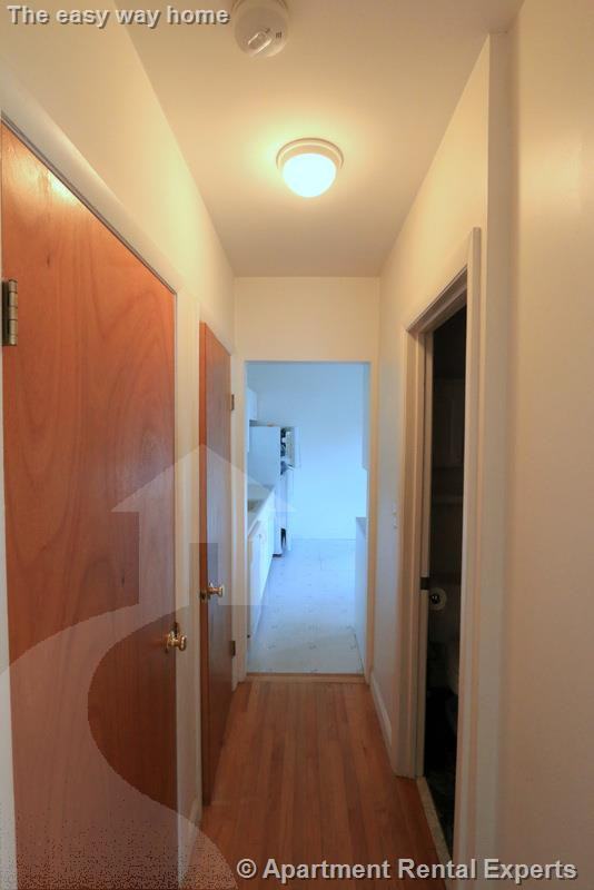 OXFORD ST #1 - Photo 4 of 18