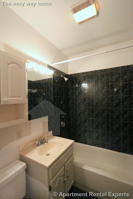 OXFORD ST #1 - Photo 6 of 18