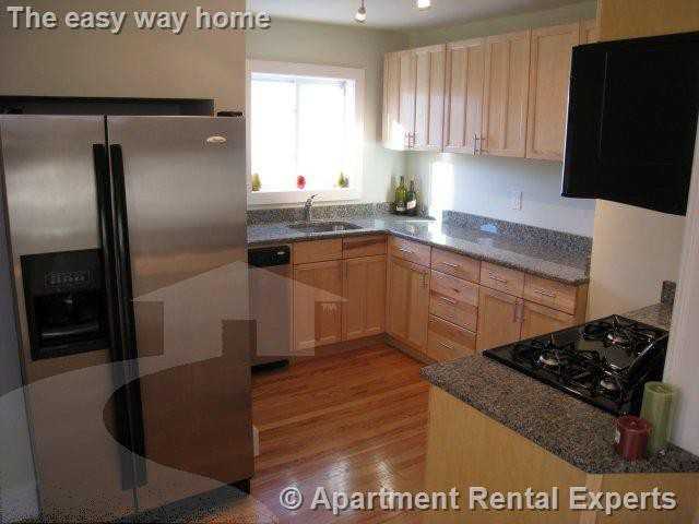 10 Evergreen Ave #3 - Photo 2 of 5