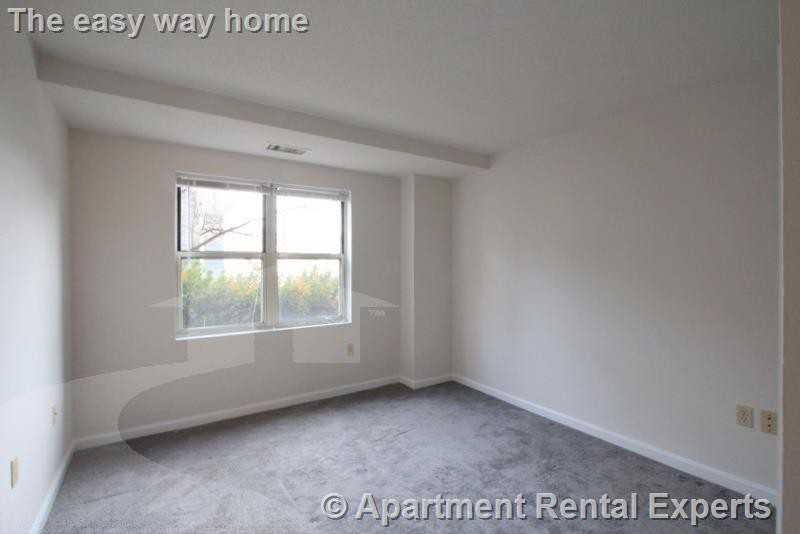 175 Beacon St #409 - Photo 5 of 8