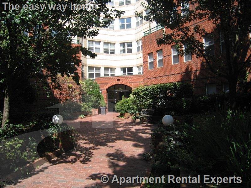 175 Beacon St #303 - Photo 3 of 8