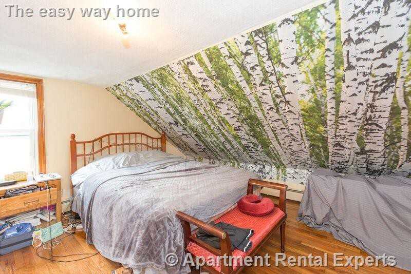 585 Somerville Ave #A1 - Photo 4 of 7