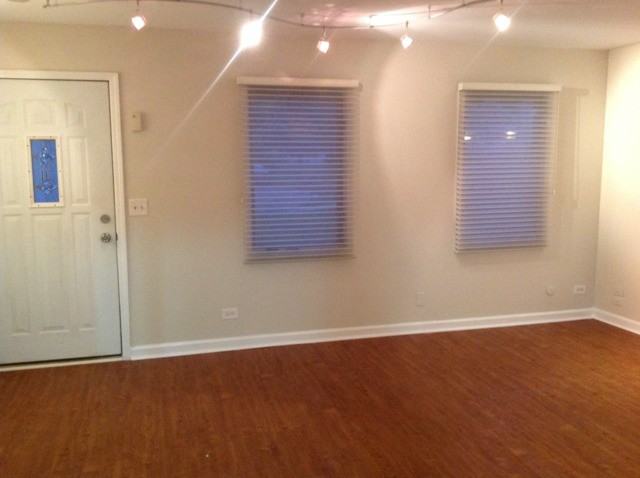 595 Romford Ct - Photo 3 of 14