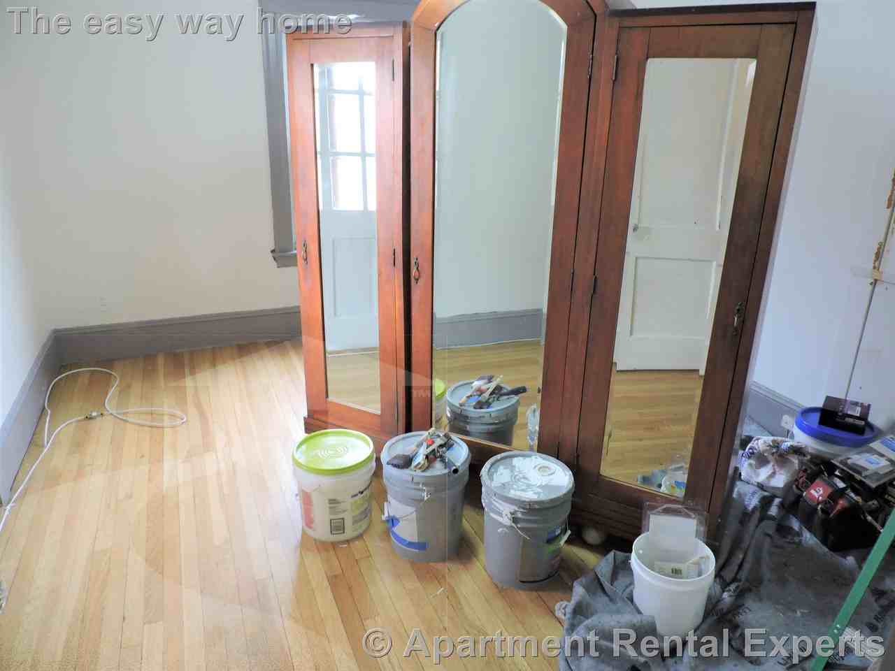 86 Henry St #1 - Photo 7 of 16