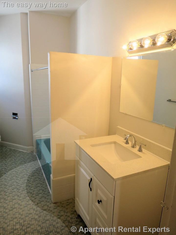 1800 Massachusetts Ave #32 - Photo 3 of 17