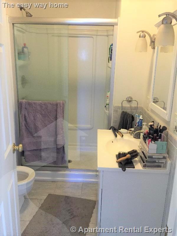 9 Arlington St #3 - Photo 4 of 11