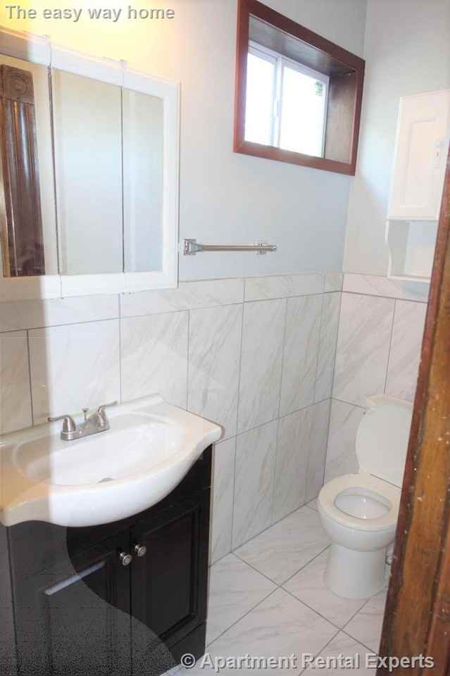 357 Highland Ave #1R - Photo 5 of 19