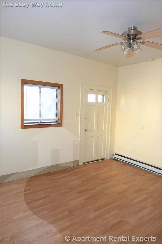 357 Highland Ave #1R - Photo 7 of 19