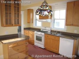 featured image of 34 Leonard St #2