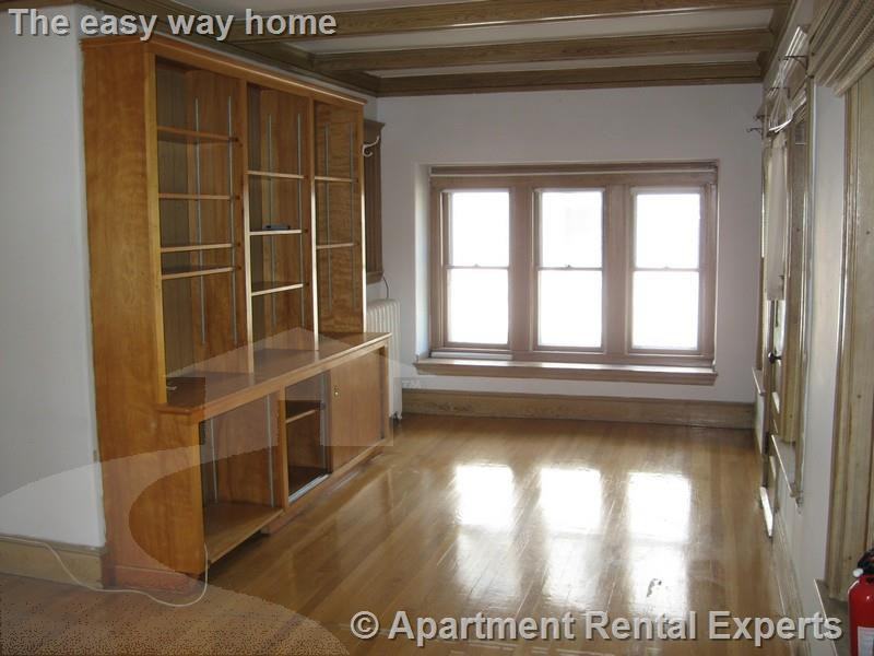 34 Leonard St #2 - Photo 4 of 13