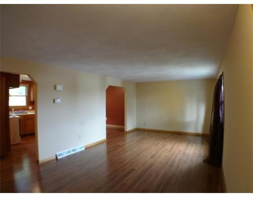 19 South St - Photo 3 of 14