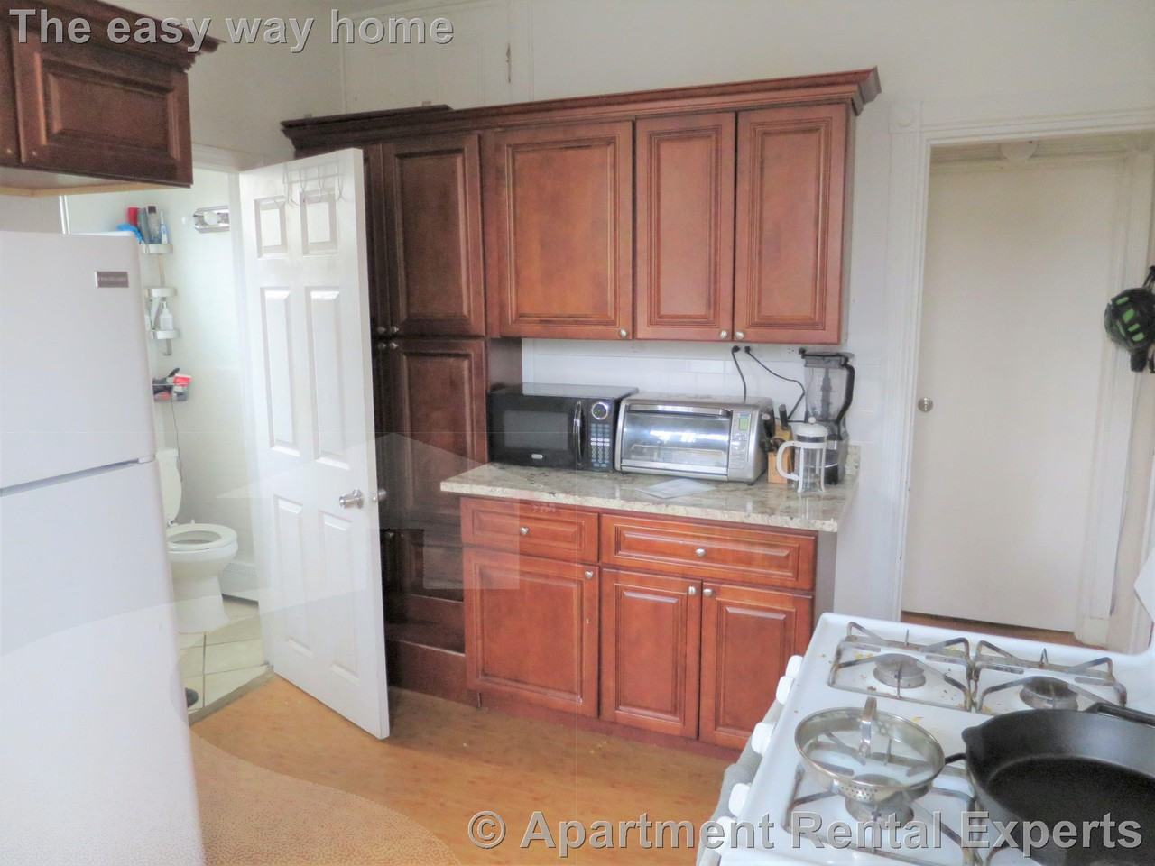 17A Putnam Ave #A - Photo 2 of 12