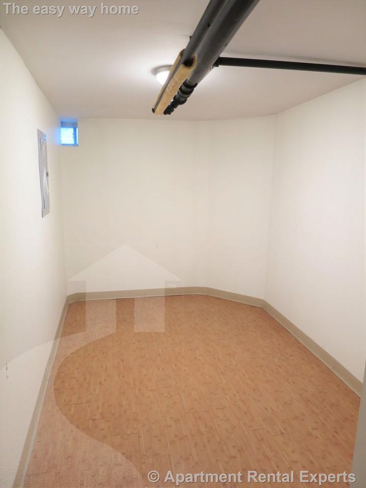 17A Putnam Ave #A - Photo 4 of 12