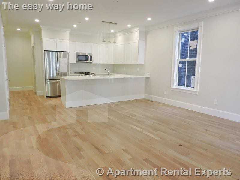 472 Green St #1 - Photo 5 of 16