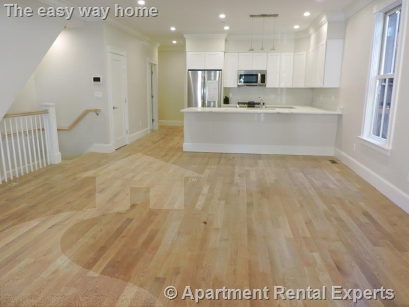 472 Green St #1 - Photo 6 of 16