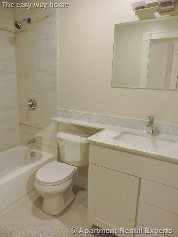 472 Green St #1 - Photo 7 of 16