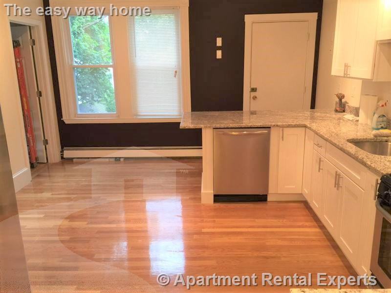 231 Norfolk St #3 - Photo 2 of 12