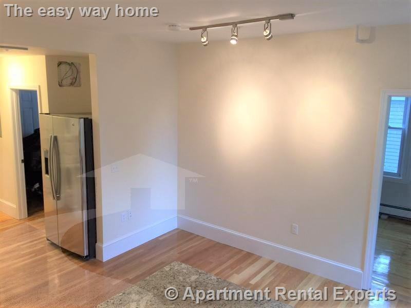 231 Norfolk St #3 - Photo 3 of 12