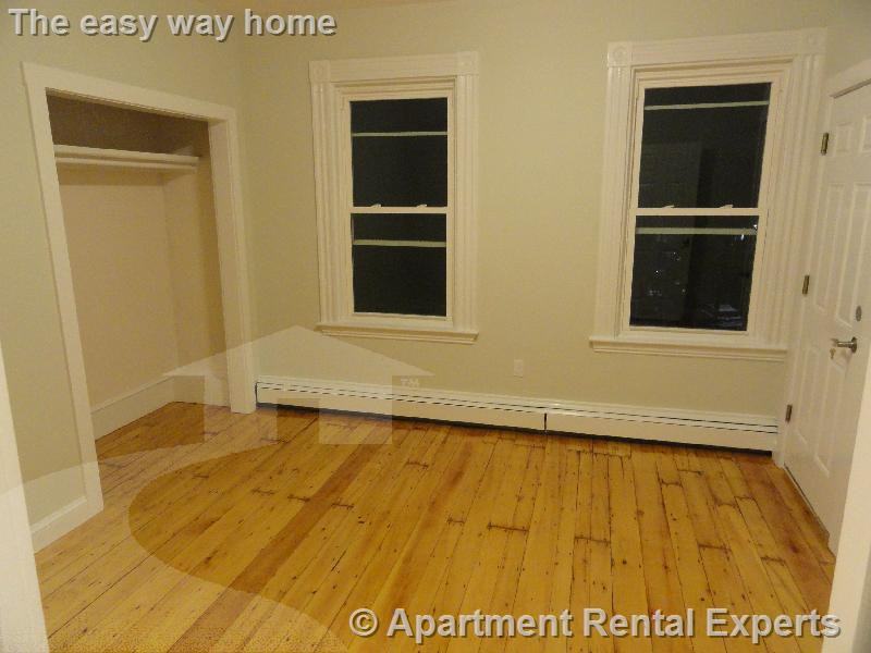 231 Norfolk St #3 - Photo 7 of 12