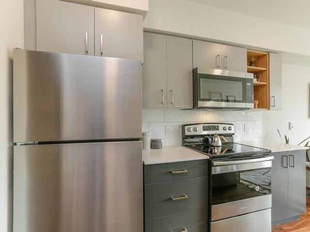 9039 Greenwood Ave N