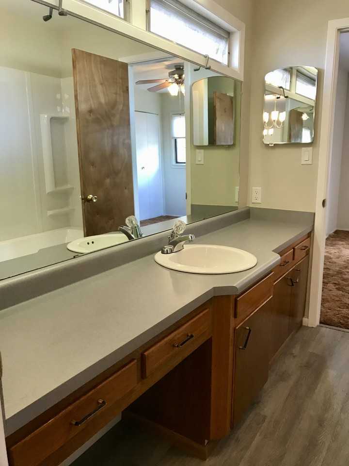 1029 Chestnut Drive - Photo 3 of 9