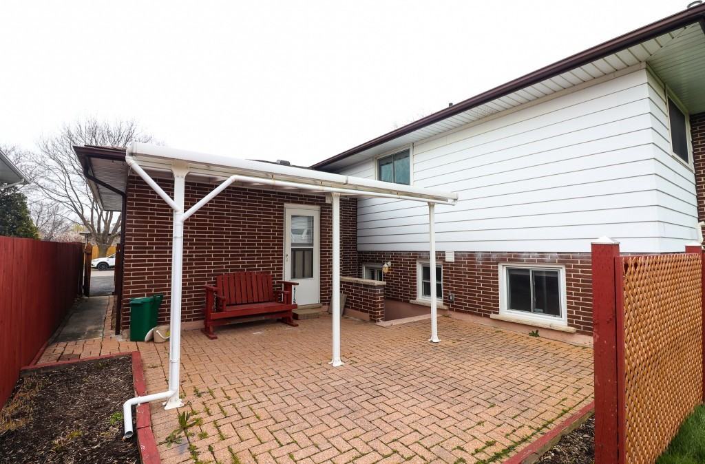 96 Monarch Park Drive - Photo 2 of 18