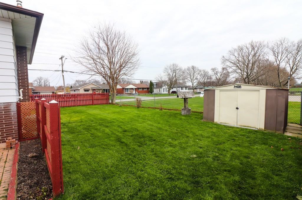 96 Monarch Park Drive - Photo 3 of 18