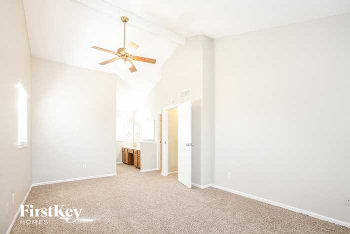 12586 Wolford Place - Photo 3 of 16