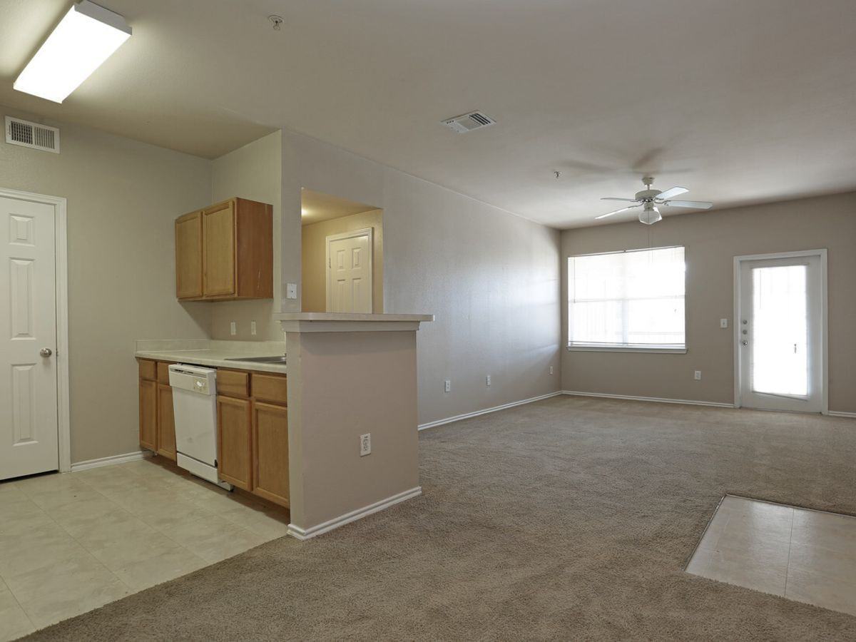 Palo Alto - Photo 3 of 19