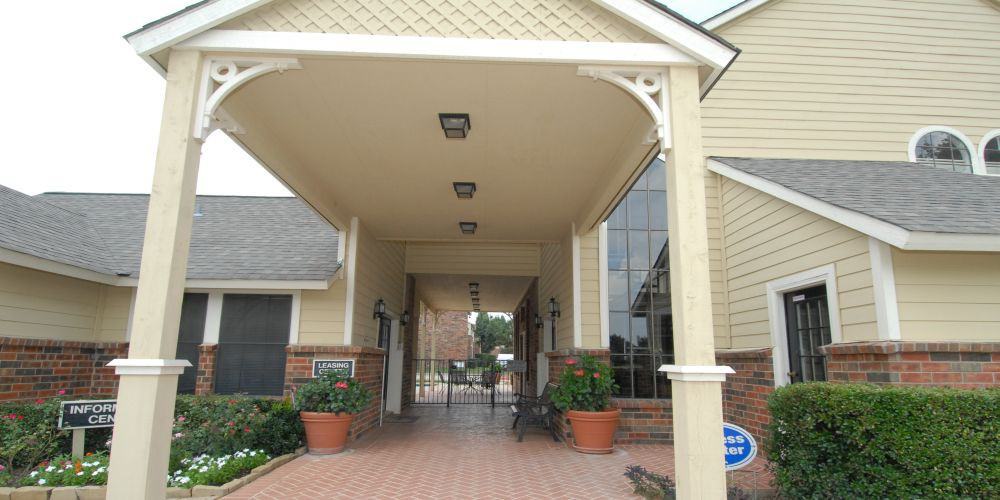 Cambridge Village - Photo 3 of 11