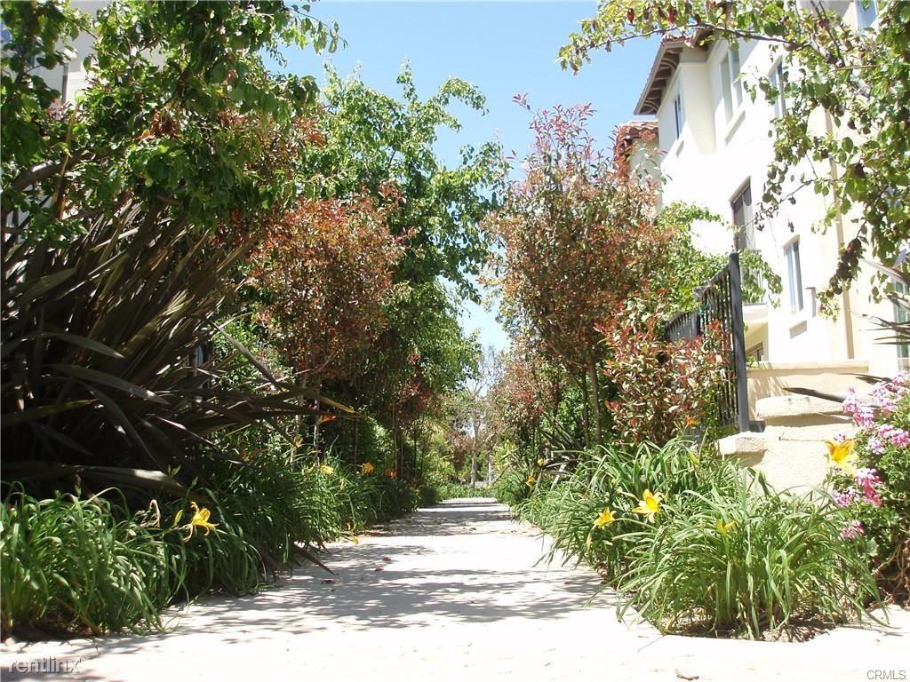 5738 Celedon Crk