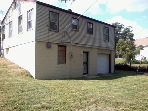 2943 Brighton Ave - Photo 3 of 3