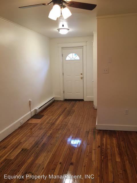 526 N 10th St - Photo 2 of 9