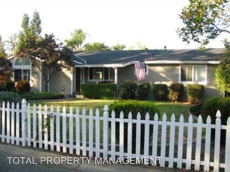 18859 Dundee Ave - Photo 2 of 10