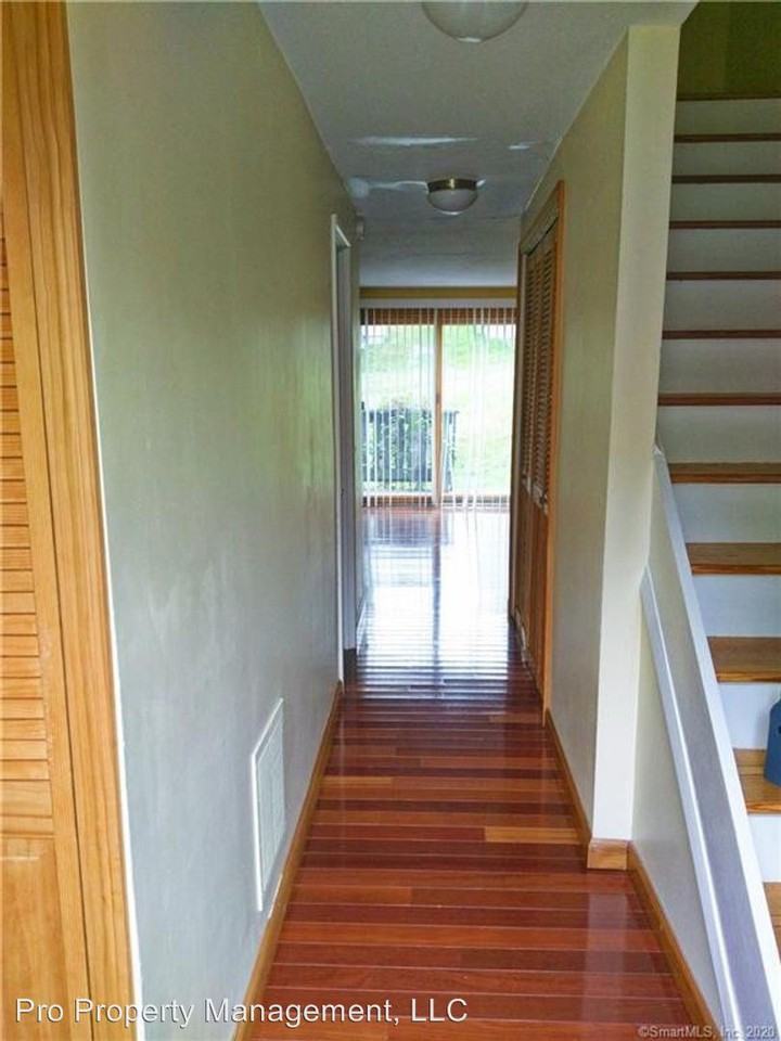 47 Trolley Crossing Lane - Photo 2 of 16