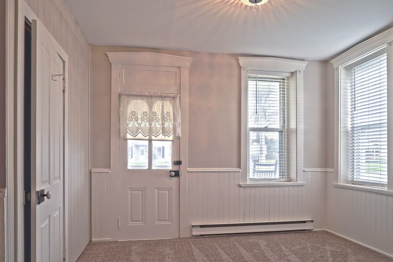 448 E Main St - Photo 2 of 6