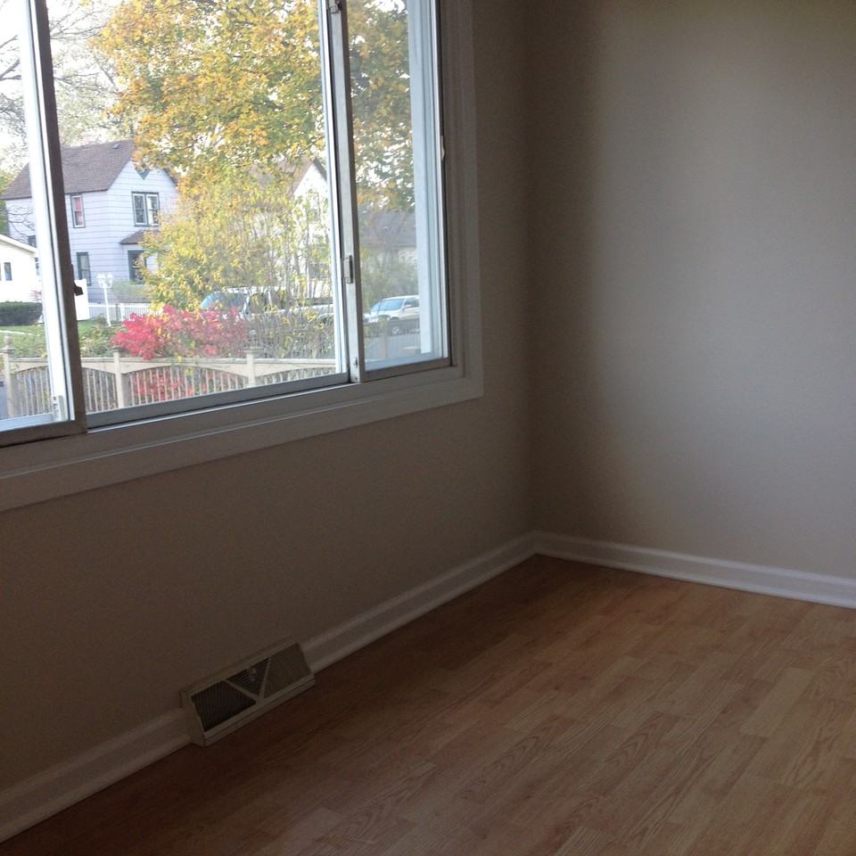 2912 Gabriel Ave - Photo 3 of 10