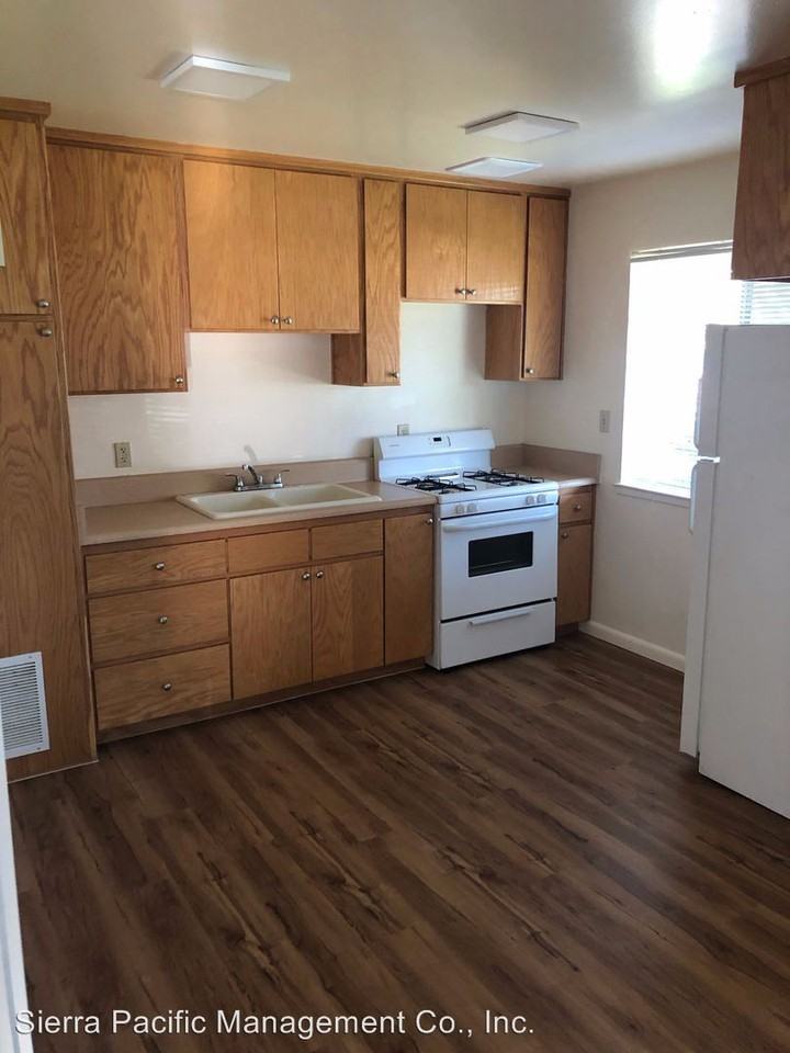 1975 Walnut St - Photo 2 of 10