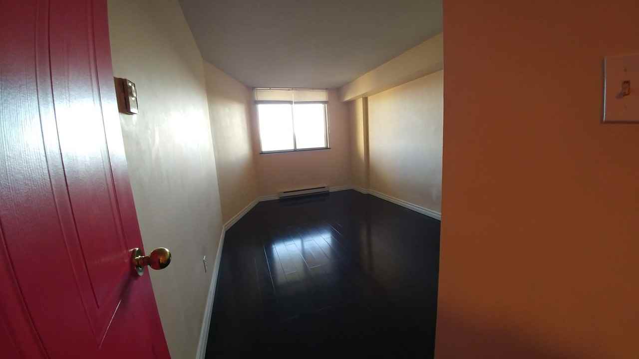 160 Alton Towers Cir - Photo 3 of 9