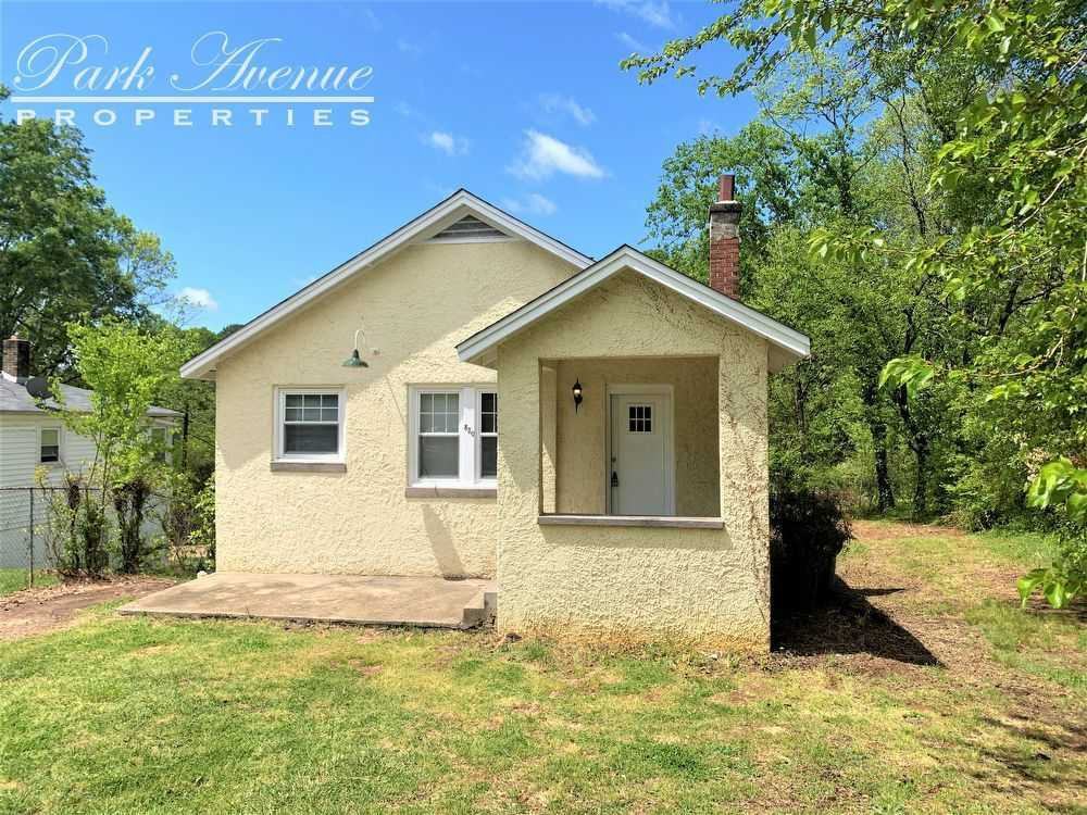 820 3rd Street South East - Photo 3 of 10