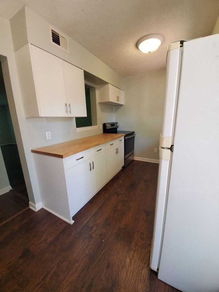 3651 Maple Glenn Ln - Photo 2 of 31