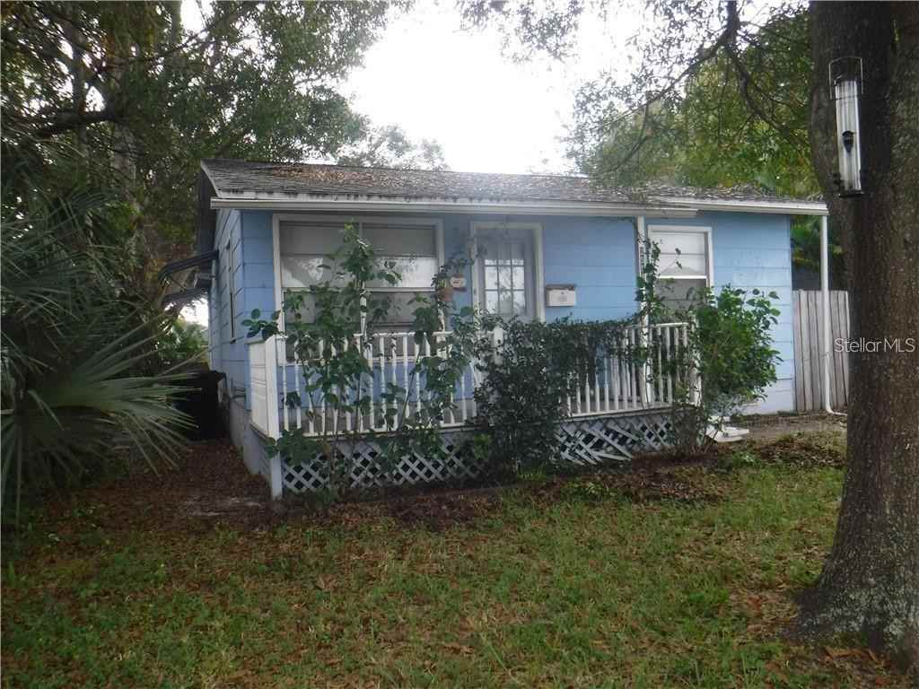 2558 27th Avenue N - Photo 2 of 16