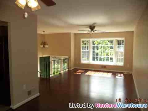 16210 Gales St - Photo 2 of 15