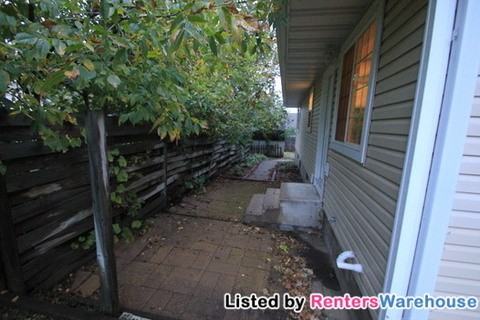 128 Center Ave - Photo 2 of 15